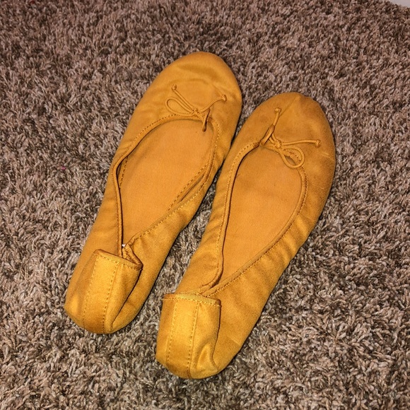 💖Old Navy Ballet Flats - Picture 8 of 9